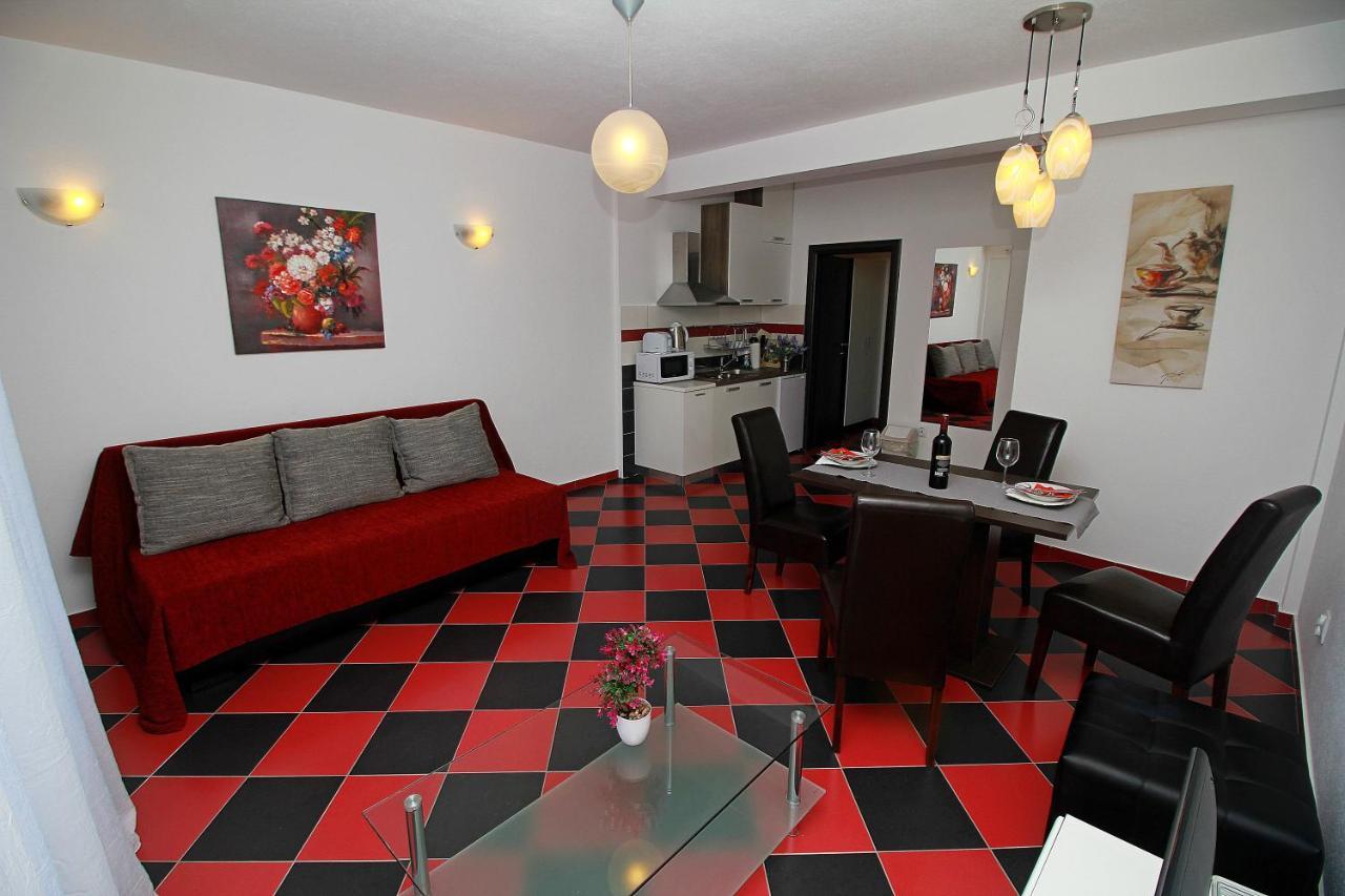 Apartmani Bozena Makarská Exteriér fotografie
